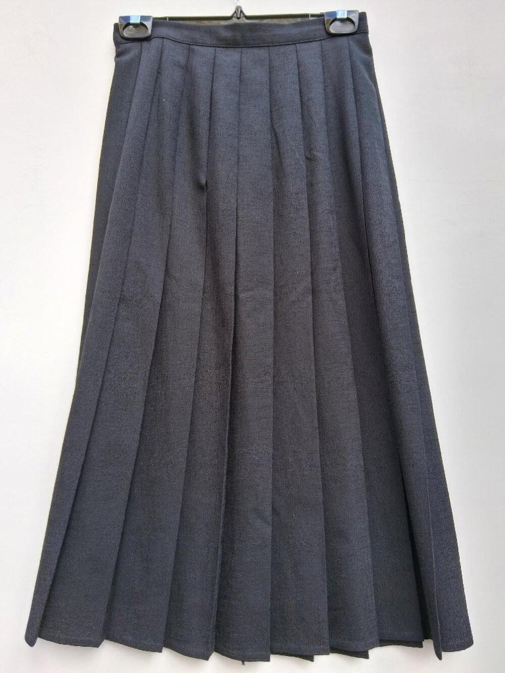 MARKS & SPENCER pleated midi skirt, black (size M)